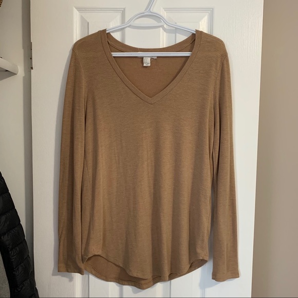 3 for $15 Forever 21 Tan V-Neck Long Sleeve - Picture 2 of 7